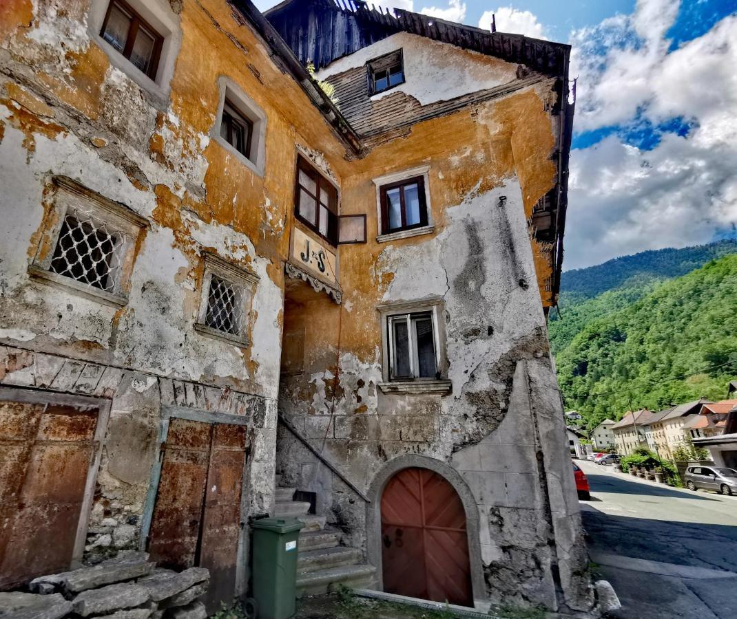 Bajta Kroparica ภายนอก รูปภาพ